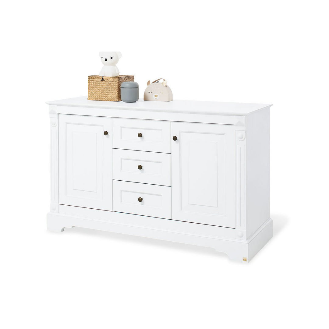 Startset 'Emilia' extra breed, incl. wandplank
3 delen: ledikant, extra brede commode, wandplank